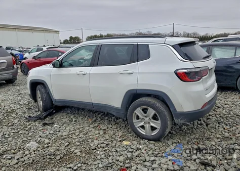 2022 Jeep Compass Latitude z USA, uszkodzony, nr VIN 3C4NJDBB2NT124063